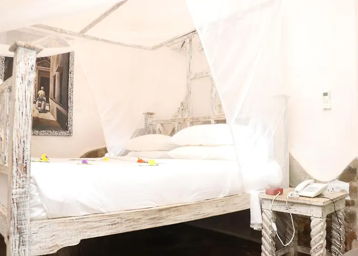 Eleven Pearl Boutique Hotel&Spa
